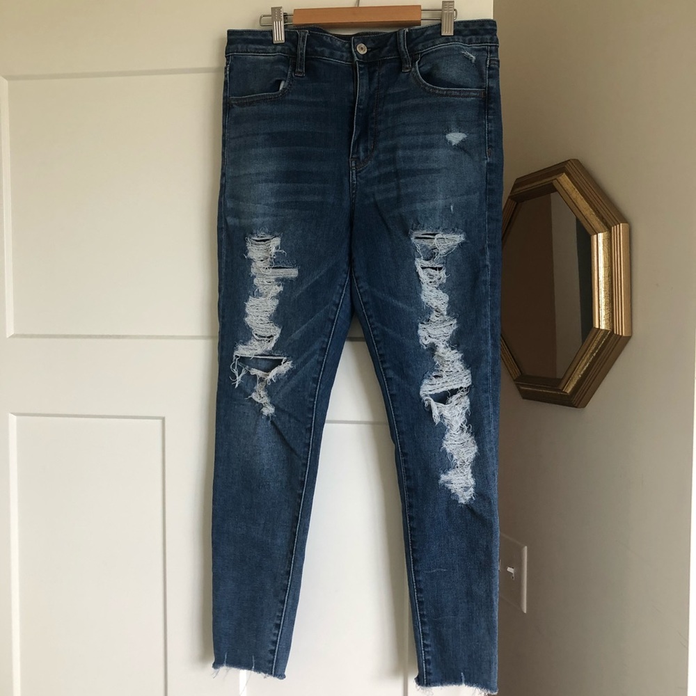 American Eagle High-Waisted Skinny Jean